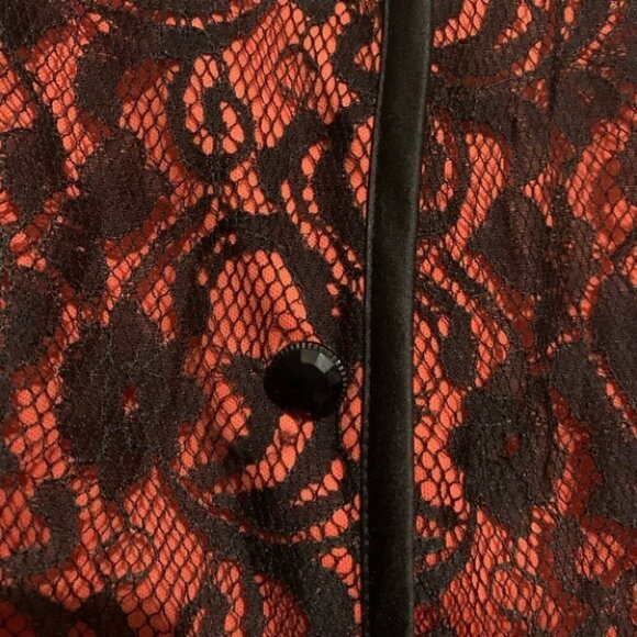 Red & Black Lace Bolero Jacket Gothic Witchy Vixen Style (Gilani, Size 10) - Picture 6 of 7